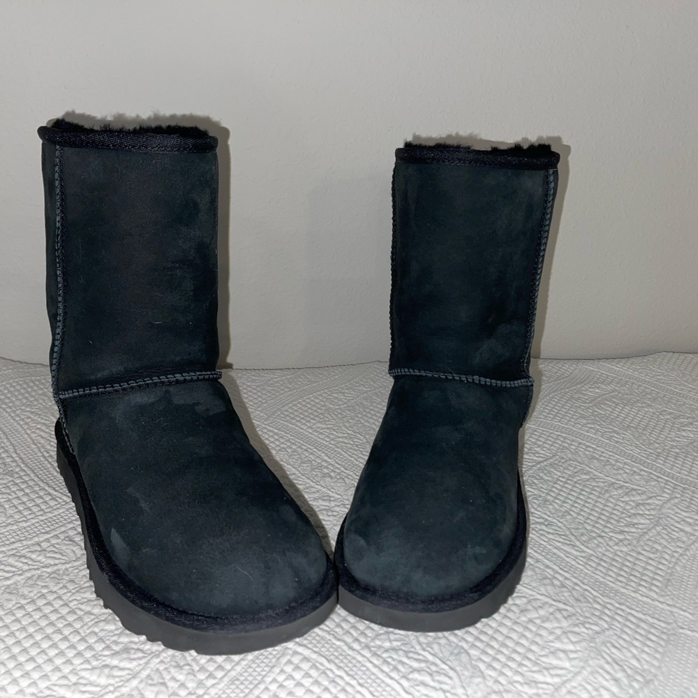 UGG classic short boot
